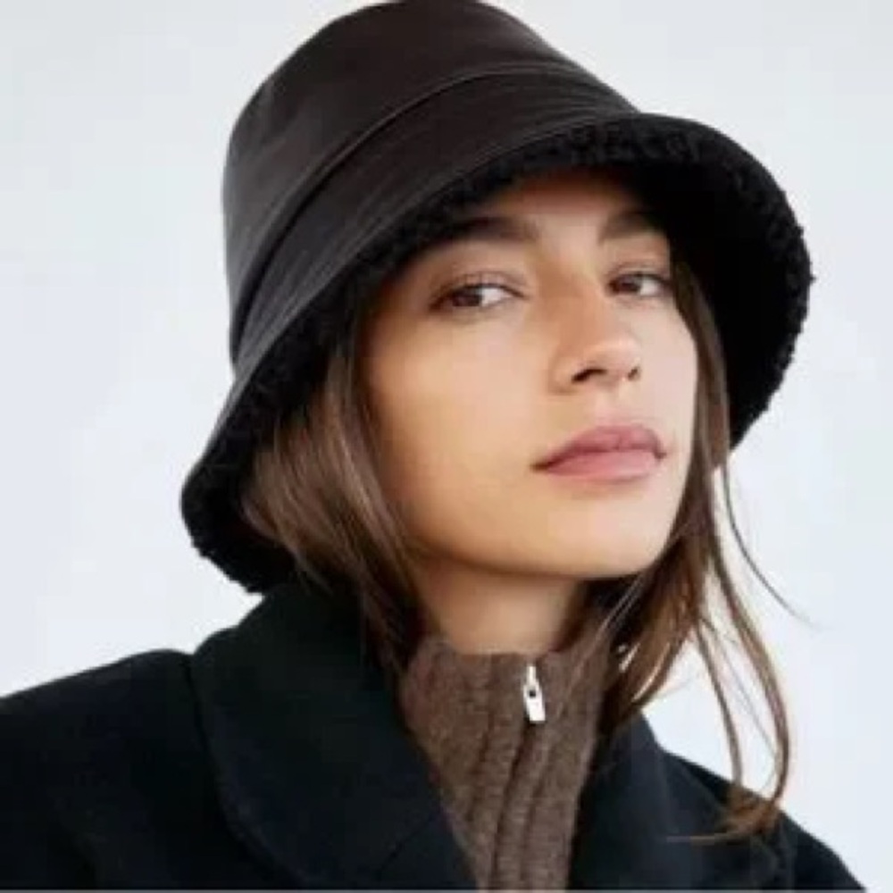 Bucket Hat Faux Leather
